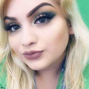 Meet your Posher, Ericka